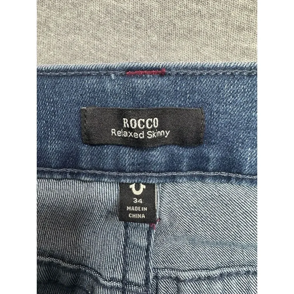 True Religion Jeans Men's Rocco SN Flap Relaxed Skinny Size 34x32 NWT Red Stitch